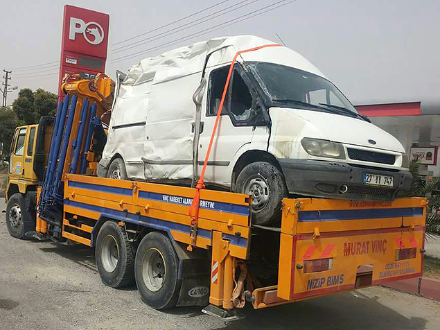 Hasarlı Hasarsız Araç Araçlarınız eksiksiz olarak sevk edilir.. Hasarlı Hasarsız Araç Araçlarınız eksiksiz olarak sevk edilir..